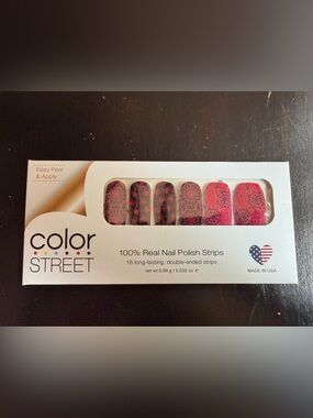 Color Street Bugs N’ Kisses Nail Polish Strips